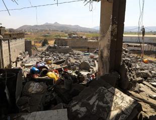 Houthis say targeted Israel army site, US warships in Red sea: statement