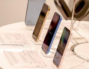 US exempts tech imports in tariff step back