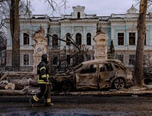 Zelensky urges Trump to visit Ukraine to see war devastation