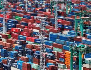 Trump warns no country off the hook on tariffs