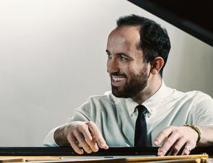 Pianist to perform London musical marathon