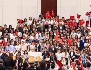 Nationwide festivities mark 105th year of parliament on Children’s Day