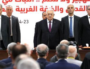 Palestinian president appoints aide as potential successor