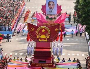Grand Vietnam parade 50 years after the fall of Saigon