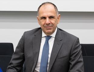 Greek top diplomat meets Orthodox community in Istanbul