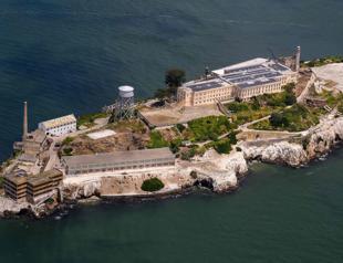 Trump says he will reopen Alcatraz prison
