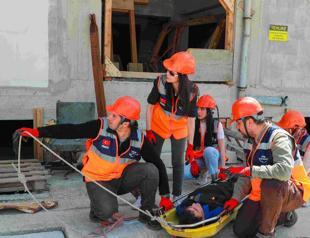 AFAD volunteer applications quadruple following Istanbul quakes