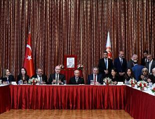 Önder honored in parliament ceremony after death