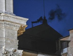 All eyes on Sistine Chapel chimney as conclave enters day two