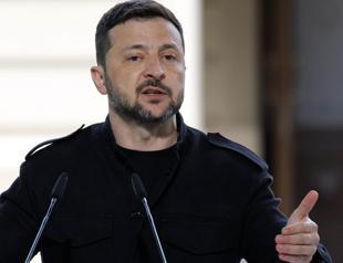 Zelensky hopes for ceasefire, says awaits Putin in Türkiye