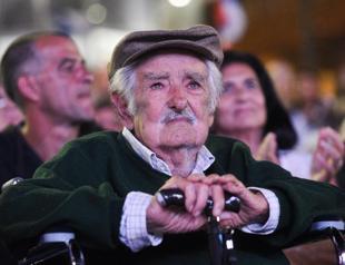 Latin America mourns worlds poorest president Mujica, dead at 89