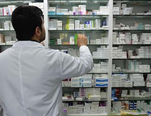 Pharmaceutical association moves to ban online drug sales