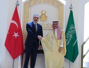 Türkiye vows closer regional ties with Saudi Arabia