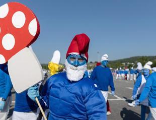 French town breaks smurf number world record