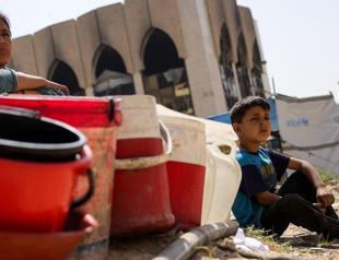 14,000 babies in Gaza could die in 48 hours without aid, UN warns