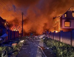 12 killed as Russia pummels Ukraine in fresh night of strikes