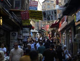 Over 7,500 companies established in April