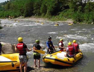 Black Sea city unveils new rafting spot to boost tourism