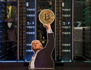 Trump Media to raise about $2.5 bln for bitcoin treasury