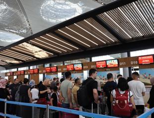 Longer flight delays without compensation EU plan divides