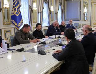 Fidan meets Ukrainian President Zelensky in Kiev