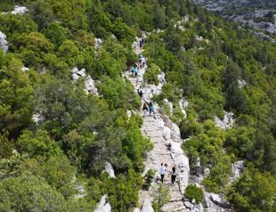 Ancient migration route in Antalya draws history-minded nature lovers