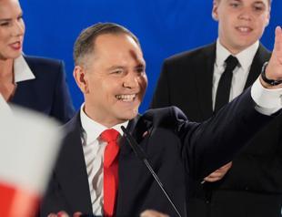 Nationalist Nawrocki wins Polish presidential election