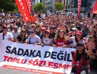 İzmir municipial workers strike marks one week