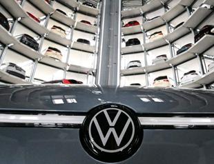 Around 20,000 VW workers agree to buyout amid overhaul