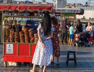 Food critic’s praise for İzmit simit ignites regional rivalry
