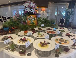 Edible flowers bringing elegance, flavor to luxury menus