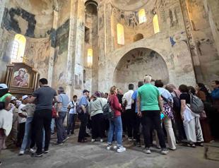 Akdamar Island enchants visitors with unique blend of culture, nature