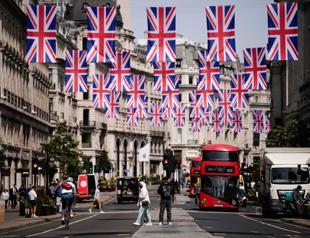 UK unemployment rises to near four-year high of 4.6 percent