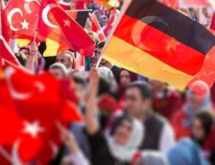 Number of Turks granted German citizenship doubles: Data
