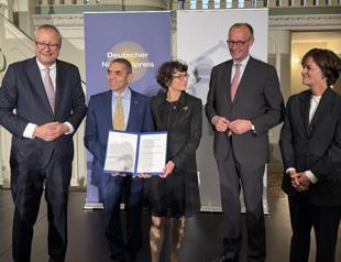 BioNTech founders receive German National Prize