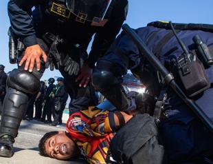 Police make mass arrests in LA during curfew