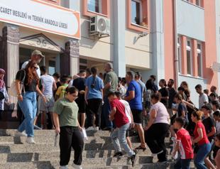 Over 1 mln students compete for top high schools in nationwide exam