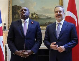 FM Fidan, British foreign secretary discuss Israel-Iran conflict