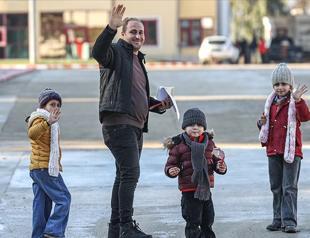 Two million Syrians returned home since Assads fall: UN