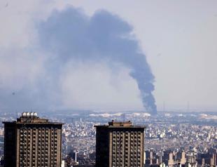 Iranian missiles bypass Israel air defenses as trade of strike continues