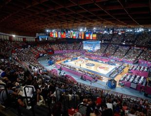 Record-breaking crowd marks Greece-Türkiye women’s Eurobasket clash
