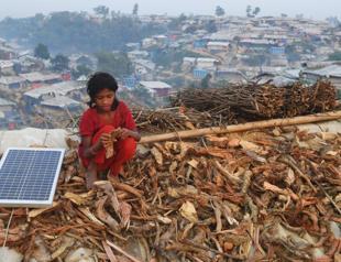 Bangladesh pushes solar to tackle energy woes