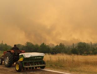 Wildfires continue to sweep Türkiye as several villages evacuated