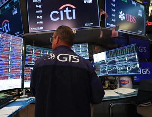 US government’s growing debt worrying financial markets