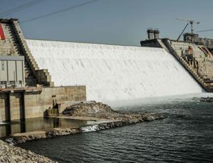 Ethiopias mega dam on the Nile now complete