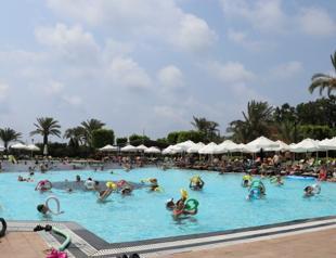 Türkiye seeks to attract health tourists with detox, healing camps