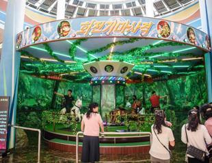 North Korea bars Western influencers from trade fair tour