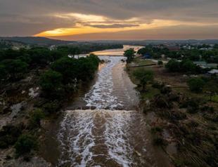 Desperate search for missing girls as nearly 80 dead in Texas floods
