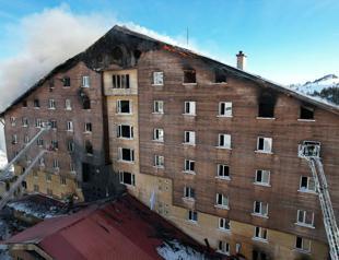 32 suspects go on trial over deadly hotel fire in Bolu