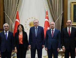 Erdoğan meets DEM Party MPs as PKK prepares to disarm
